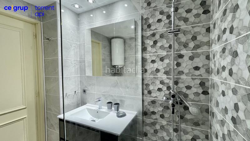 Foto a27ebee2-09de-4da4-a612-d37dd86d5c91. Pis amb piscina a l´Estartit poble Estartit