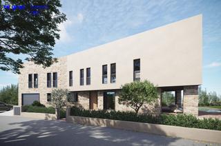 House in Saus, Camallera i Llampaies