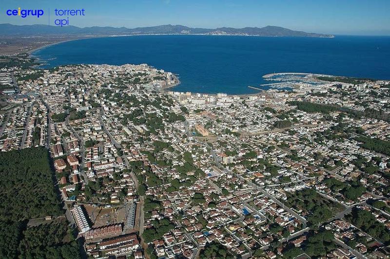 Foto a3f9db3c-aede-4a85-80f7-40c90d186230. House with heating parking pool in Riells Escala (L´)