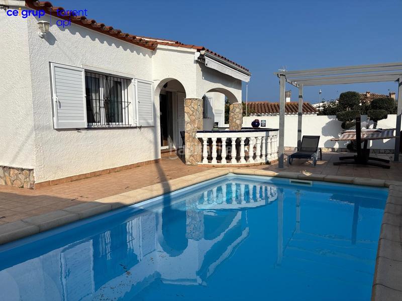 Foto eb487a31-6ca5-4d07-b61d-ef9f94415d25. Maison avec chauffage parking piscine dans Riells Escala (L´)