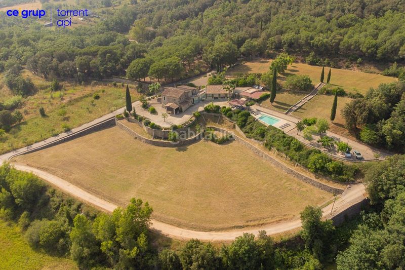 Foto f21e07ec-ac2f-4a8c-a3c6-c2cb9e227ac7. Country house with heating parking pool in Amer