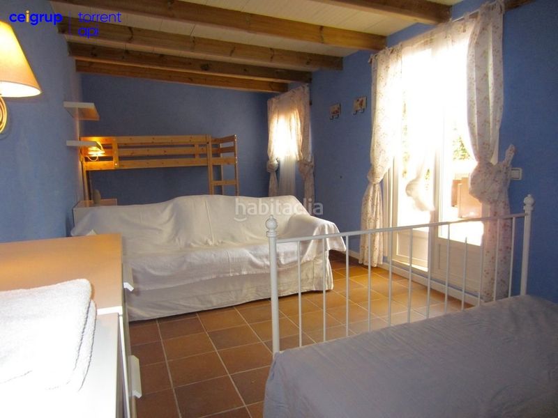 Foto e71c99a3-a2d5-4d88-bcb5-7062b7d14f14. Casa amb calefacció aparcament piscina a Riells Escala (L´)