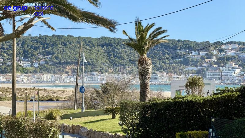 Foto df774452-d13a-4f14-8ee5-c383f3d68739. Pis amb aparcament piscina a Els Griells Estartit