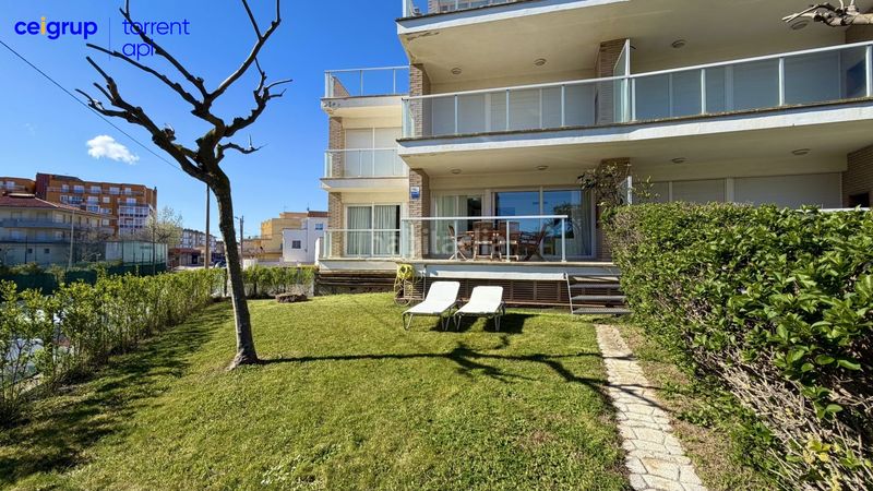 Foto fc683089-8cd2-476d-8dd5-155479a70f3f. Pis amb aparcament piscina a Els Griells Estartit
