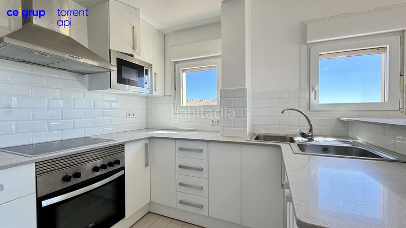 Foto 75738ff8-cad1-4854-acbe-60d8823a1968. Pis amb aparcament a l´Estartit poble Estartit