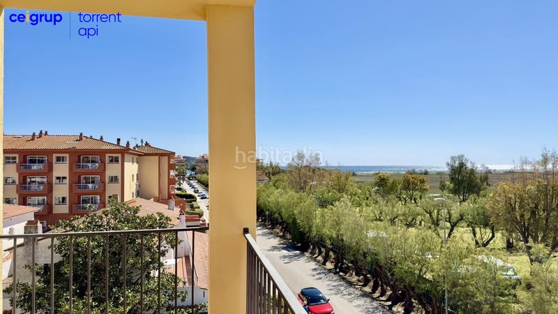 Foto f0bea2ff-aa2b-4572-be65-c4615dd1f694. Pis amb aparcament a l´Estartit poble Estartit