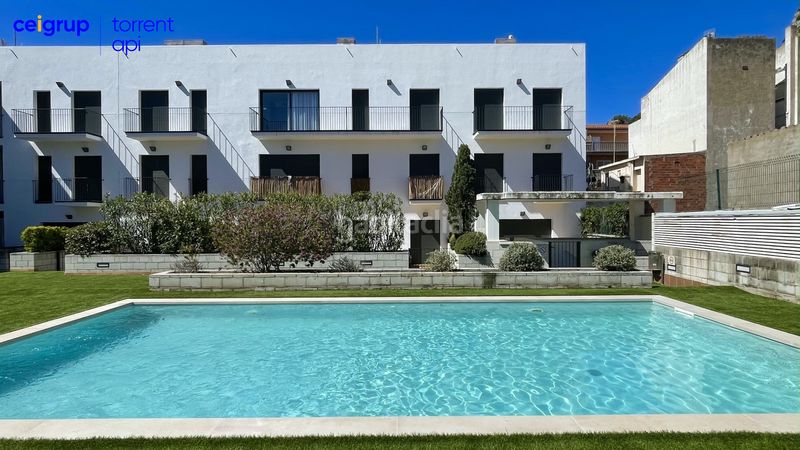 Foto 7e9772f2-4f35-4d80-a26b-6fbb72829552. Pis amb piscina a l´Estartit poble Estartit