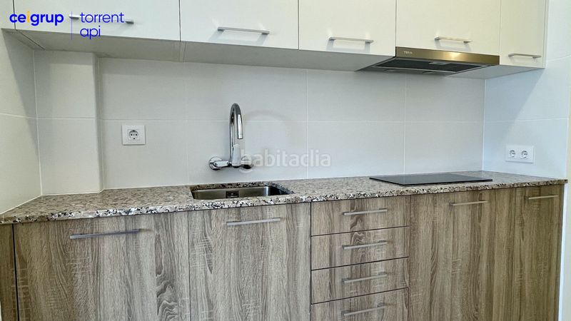 Foto 8983a638-a5c1-4f9f-8b67-e23be8a8fe27. Estudi amb piscina a l´Estartit poble Estartit