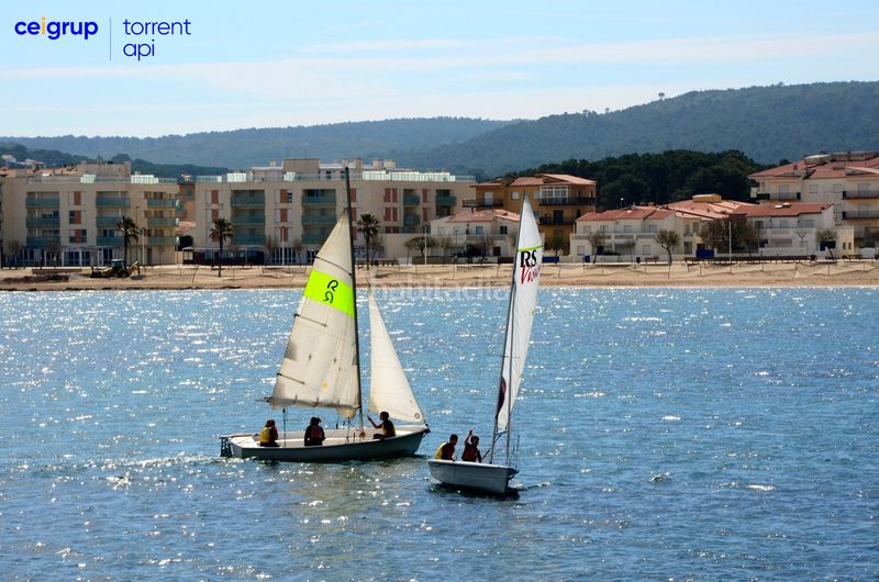 Foto 715b3080-01f5-4f15-b292-a8f9a58a8572. Piso en Riells Escala (L´)
