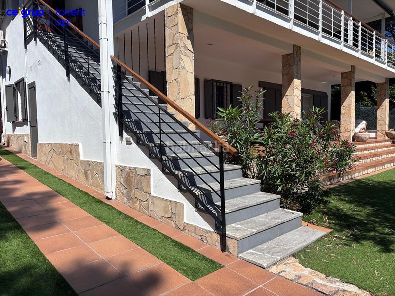 Foto ed55b3bc-fb93-4de3-9ce8-75642430f423. Casa amb aparcament piscina a Riells Escala (L´)