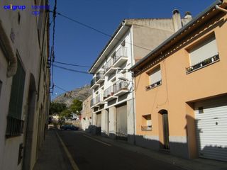 Autoparkplatz in Torroella de Montgrí