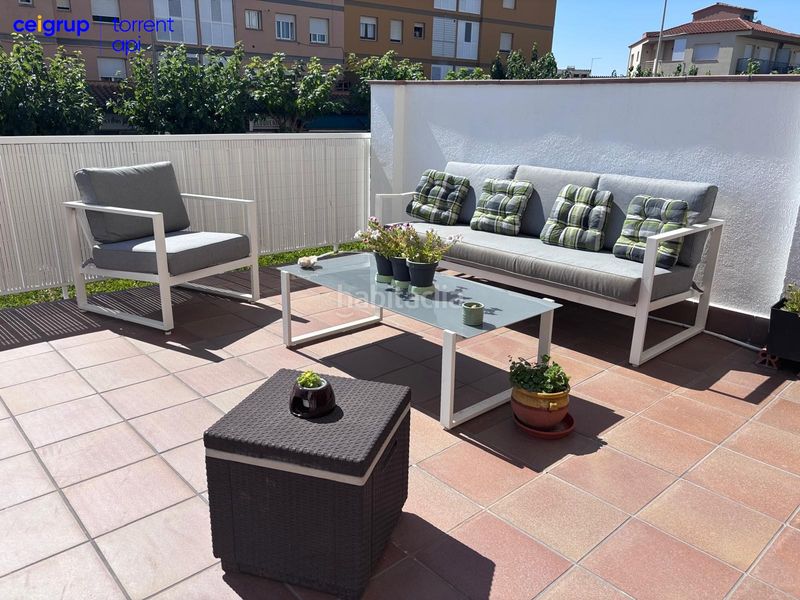 Foto d0dd0b11-1399-41c8-8e6b-612f72fa198e. Planta baixa amb aparcament a Eixample Residencial Escala (L´)