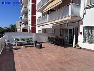 Rez-de-chaussée à Eixample Residencial