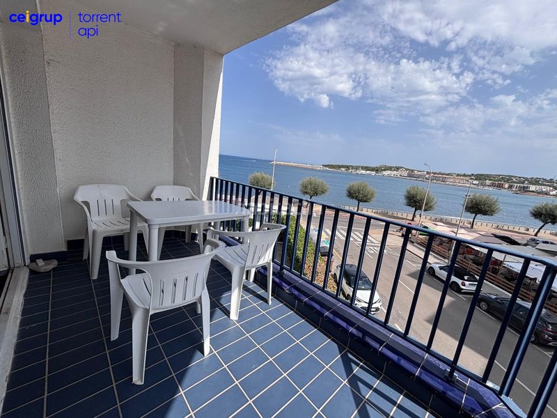 Foto de4826b2-a706-4544-b5a8-ea371b7b4778. Pis amb piscina a Eixample Residencial Escala (L´)