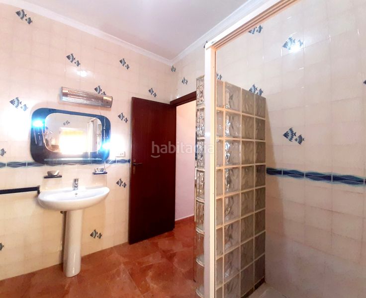 Foto 01e40ade-d51e-42ca-9927-6362c3877435. Casa amb xemeneia a Archena