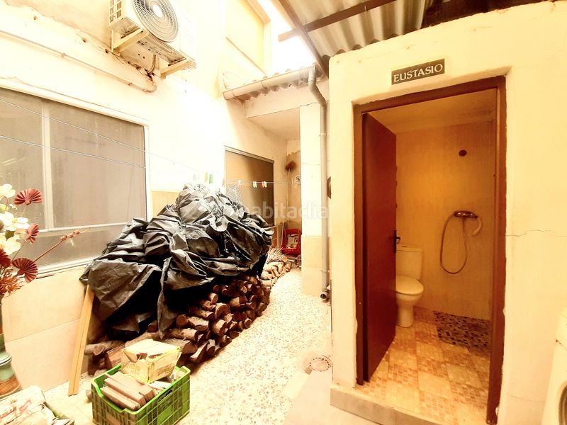 Foto 4989b784-032d-44f6-976b-5100bdef8f44. Casa amb xemeneia a Archena