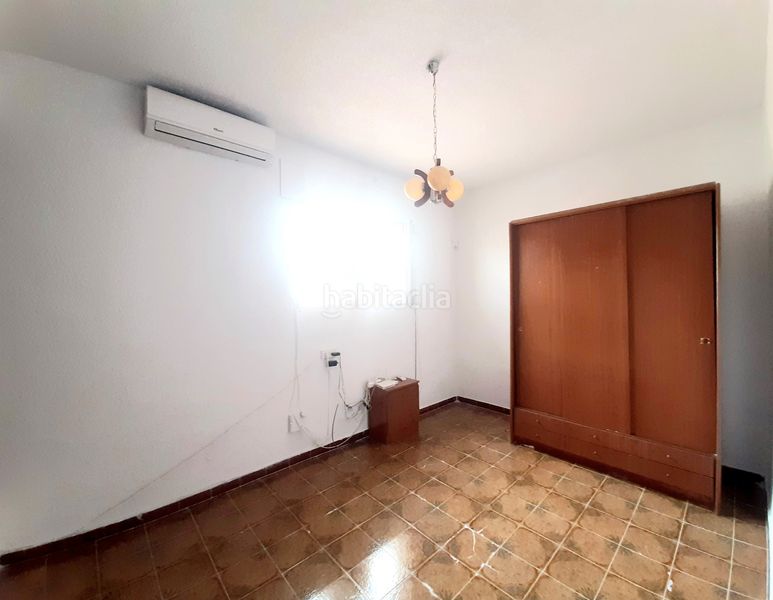 Foto f2fc1933-d2f7-45dd-83ab-27a60fb4d1b2. Casa amb xemeneia a Archena