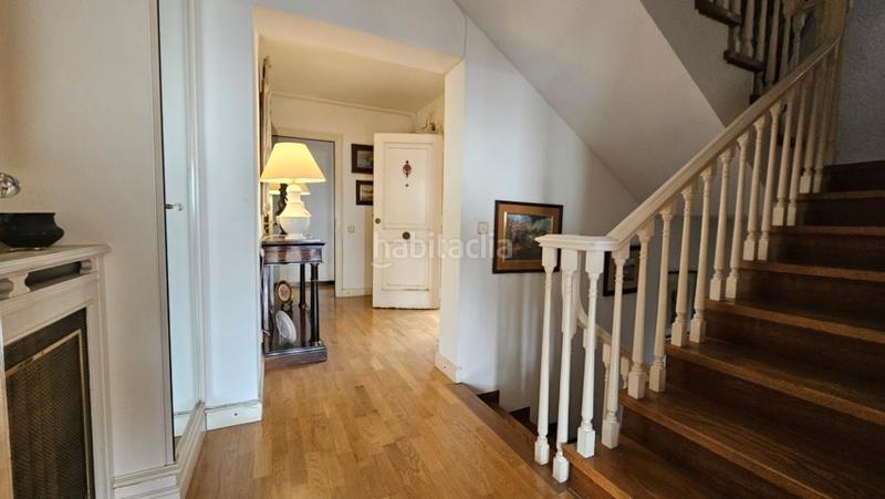 Foto 116e37f5-5fb6-492d-8922-cbb428c669c9. Chalet con camino riscaldamento parcheggio piscina in Barcelona