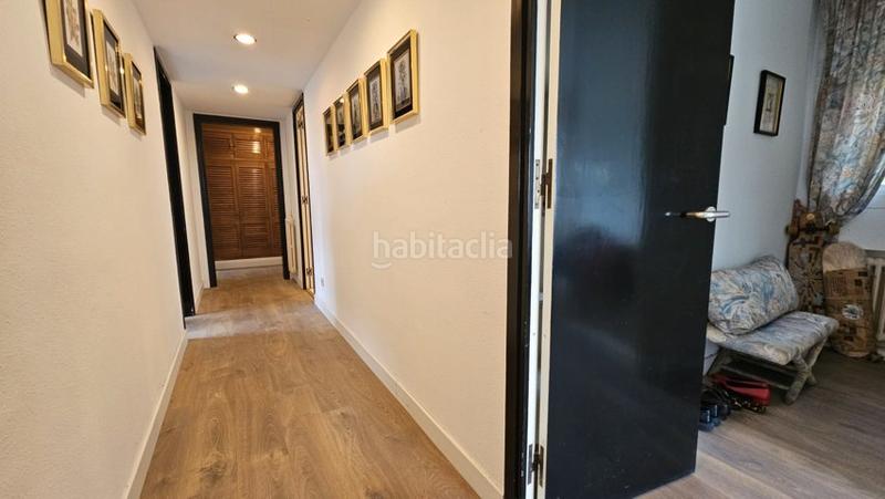 Foto 7cf216d4-ce3f-4770-9473-4f765104ec80. Chalet con camino riscaldamento parcheggio piscina in Barcelona