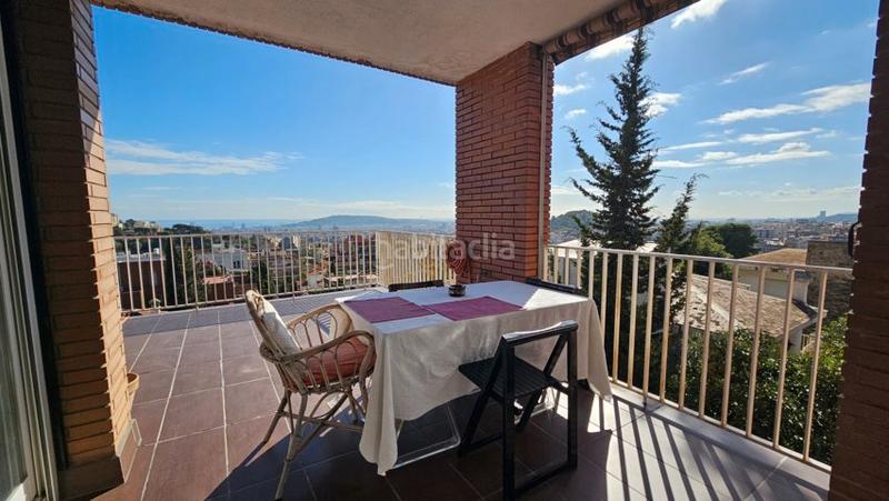 Foto 9a9202b0-cdd3-4509-89dc-2eead8765bd0. Chalet con camino riscaldamento parcheggio piscina in Barcelona