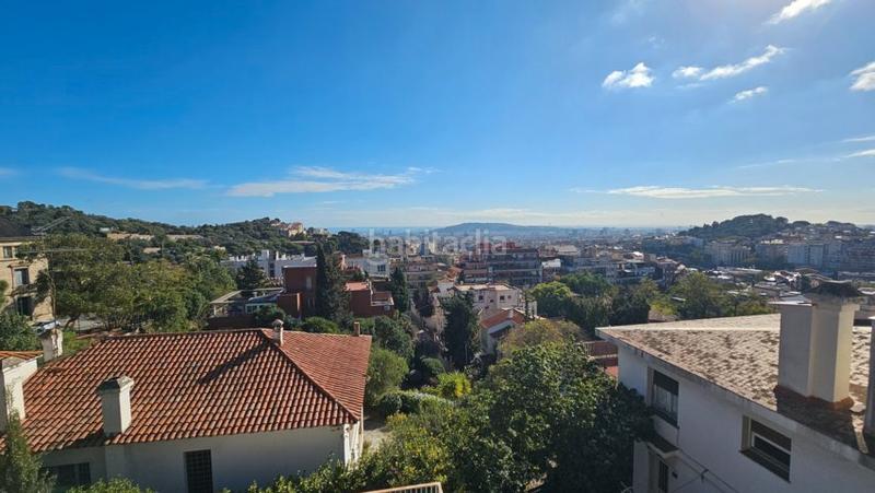 Foto f4d64724-eb8a-4c45-a697-e1fc0149bf1a. Chalet con camino riscaldamento parcheggio piscina in Barcelona