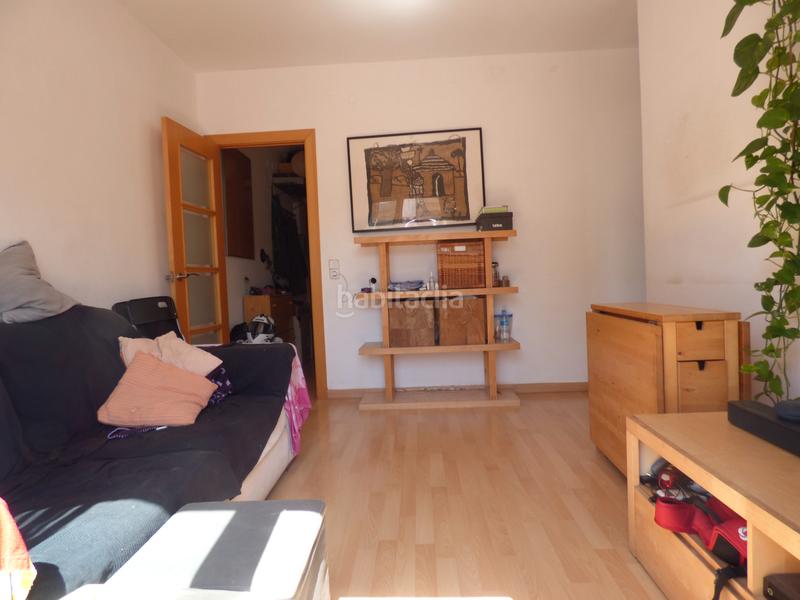 Foto c5a54c01-1be3-438e-8557-4e6d66ff107c. Affitto attico con riscaldamento in Guinardó Barcelona