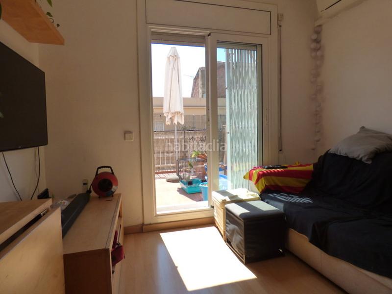 Foto d1c81840-ad32-478a-bd6b-245e9cc4454d. Miete dachwohnung mit heizung in Guinardó Barcelona