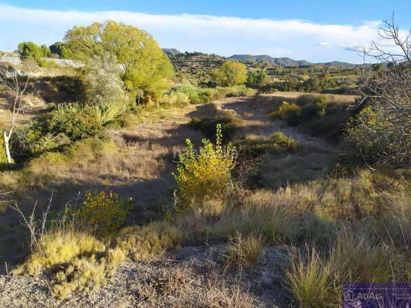 Foto 3a653690-8508-40d5-9b0b-bb73c6969be7. Chalet gran oportunidad en Castelló de Rugat