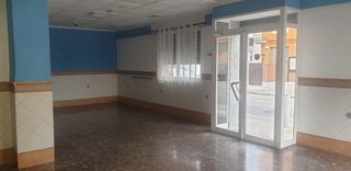Lloguer Local Comercial a Almoines. Se alquila bar en almoines