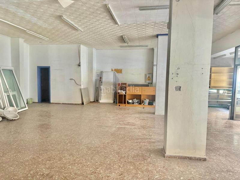 Foto 0c5154bf-c564-46bf-99f6-7b626b92cbaa. Local comercial a carrer pintor sorolla 30 a Plaza Elíptica - República Argentina Gandia