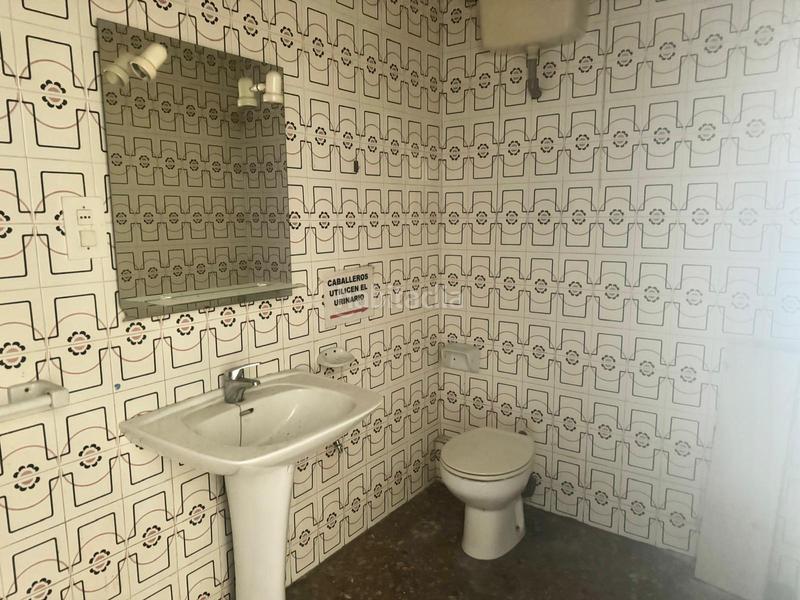 Foto d76dd44c-8536-4561-bada-0b287367e640. Local comercial a carrer pintor sorolla 30 a Plaza Elíptica - República Argentina Gandia