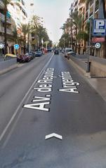 Rez-de-chaussée à Avinguda de la república argentina 76. Se vende planta baja en gandia