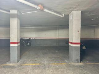 Aparcament cotxe a Carrer primer de maig 38. Se vende cochera en gandia
