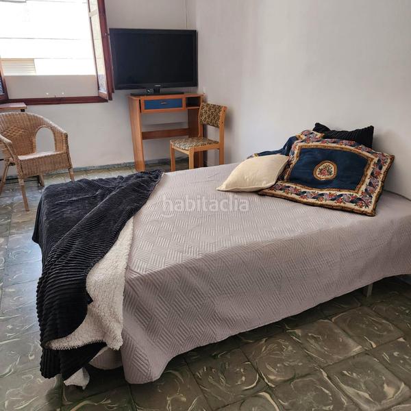 Foto abe086ec-c493-46a1-8403-1ef2a52d38f4. Piso en carrer del mar 25 se vende piso en Piles