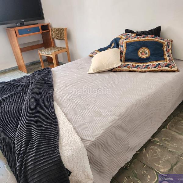 Foto e5148a0e-f5ea-401e-b7b3-fc1712d4650f. Piso en carrer del mar 25 se vende piso en Piles