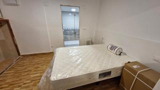 Rez-de-chaussée à Carrer abat solà 2. Se vende planta baja en gandia