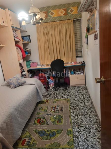 Foto 4f4e0979-aa47-45c3-a1db-7cc136bf62bb. Piso en carrer colmenar 29 se vende piso en gandia en Alzira