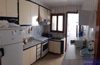 Piso en Avinguda de la mar 35. Se vende piso en piles