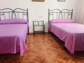 Maison à Carrer de l'ham 3. Se vende casa en la playa de bellregurad