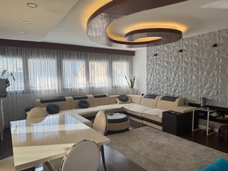 Xalet a Carrer germans llobet 7. Se vende chalet en playa de gandia