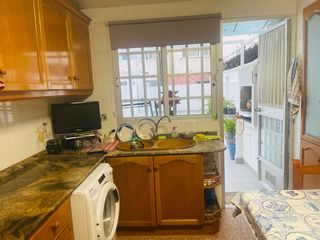 Pis  Carrer lluís vives 19. Se vende piso en gandia