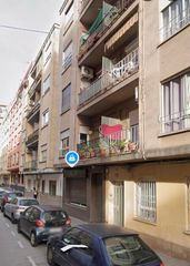 Pis a Carrer Primer de Maig 7