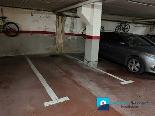 Parking coche en Centre. Plaza de aparcamiento en moragas i barret