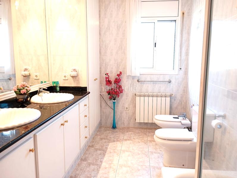 Foto a3995037-a54c-4051-9315-d56a752803cc. Chalet mit kamin heizung parking pool in Santa Coloma de Farners