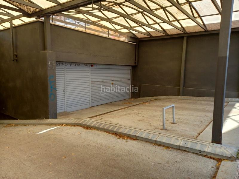 Foto 50c2ba8d-c469-4b18-97a8-45ae3ad7bf5f. Posto auto in carrer de la riera de bugantó 5 in Palau Girona