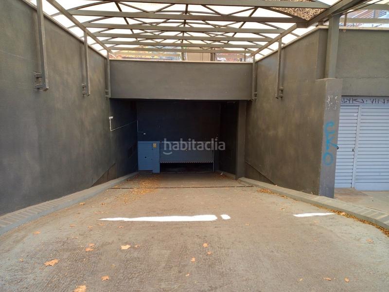 Foto ef5ea07d-40b0-46bf-a72a-95486b6f0547. Posto auto in carrer de la riera de bugantó 5 in Palau Girona