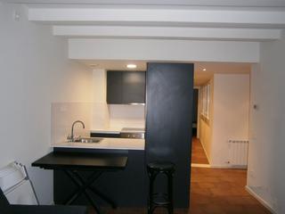Location Appartement à Carrer bonaventura carreras i peralta 7. Pis de temporada 2 habitacions dobles al vell mig del barri vell