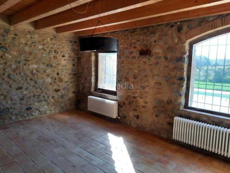 Foto e9ab9263-18e1-4f7b-a190-d04c2cbd115c. Masía en carrer de ponent 2 masia reformada amb piscina i 1250 m2 de parcel.la en Bàscara