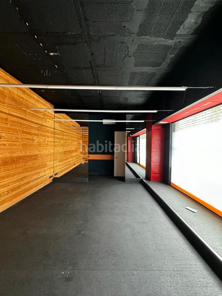 Foto 922976c5-d919-411e-ae1f-df01045cbce2. Location local commercial dans carrer de bernat boades 23 dans Girona