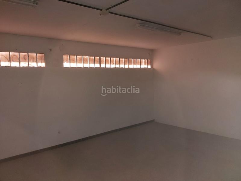 Foto 17813214-6a35-4edc-a7d5-5f4c67094cbb. Alquiler local comercial local a l'eixample amb distintes possiblitats en Girona